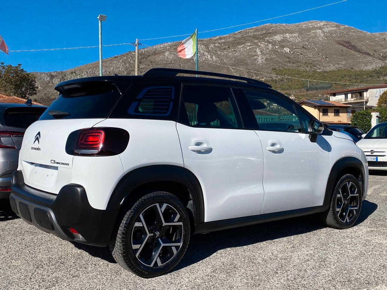 Citroen C3 Aircross PureTech 110 S&S Shine Pack Bi-Color