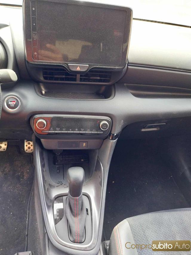 TOYOTA Yaris 1.5 Hybrid 5 porte GR Sport