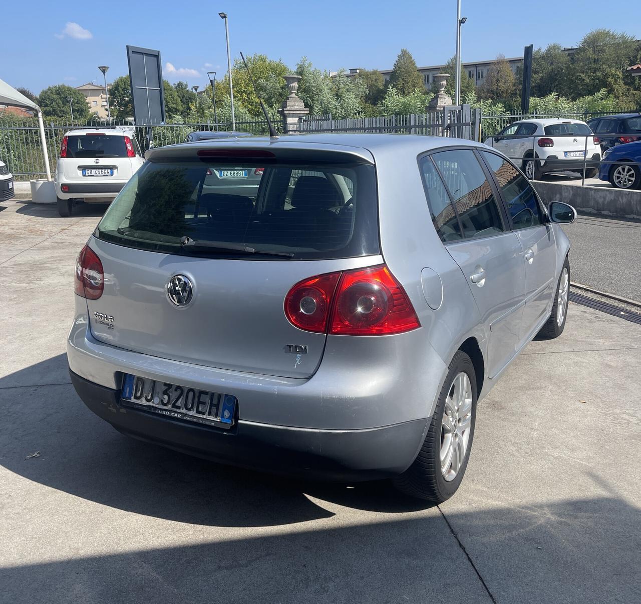 Volkswagen Golf 5p 1.900 TDI