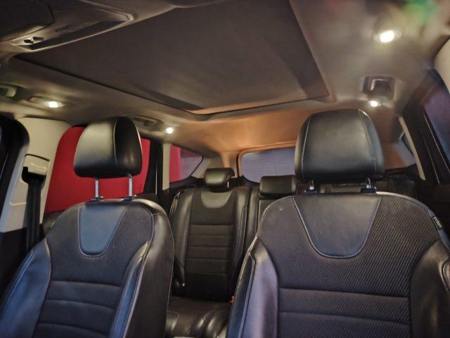 FORD Kuga 2.0 TDCI 150 CV 4WD S&S Titanium Business