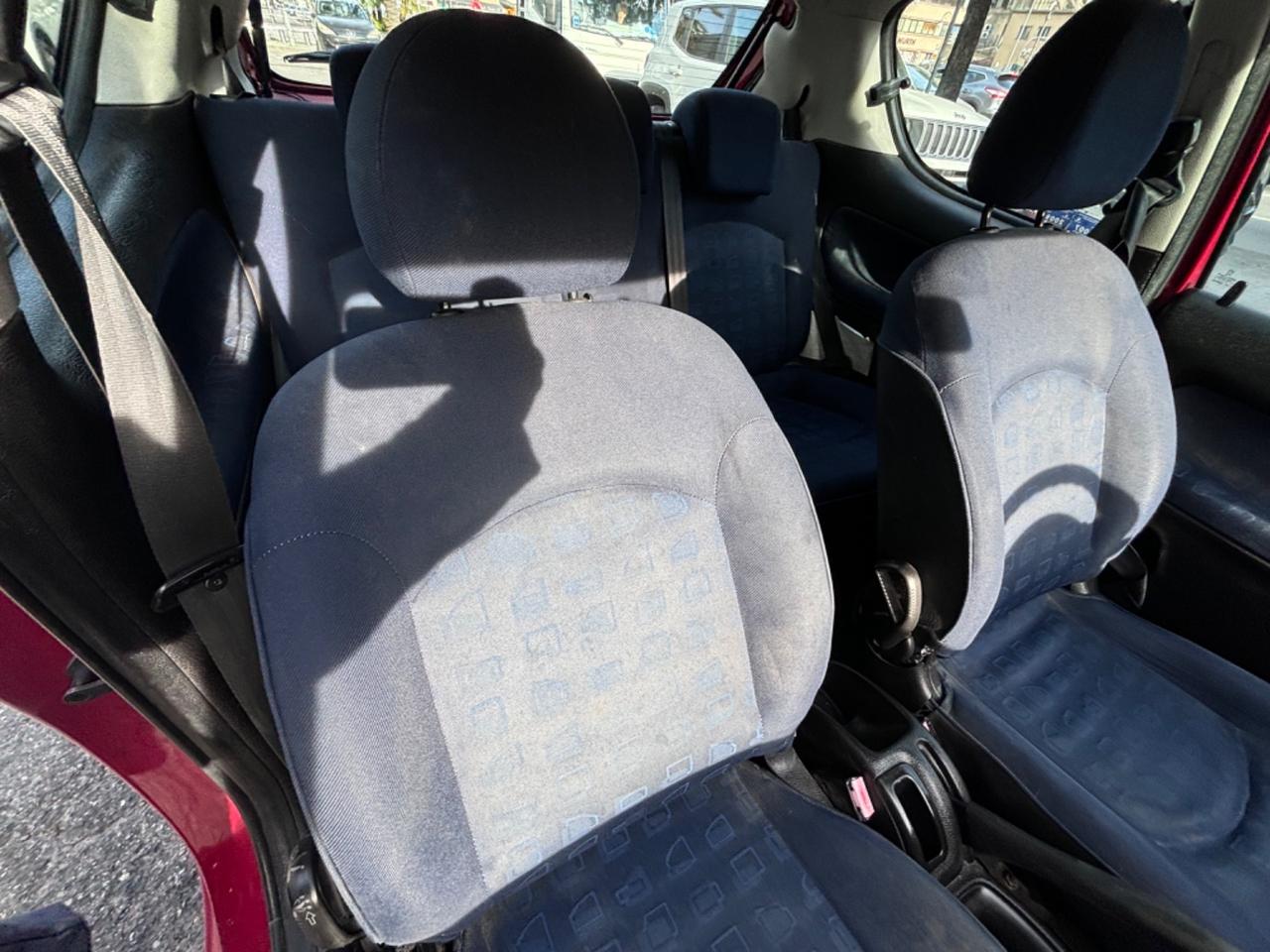 Peugeot 206 1.1 3p. XR