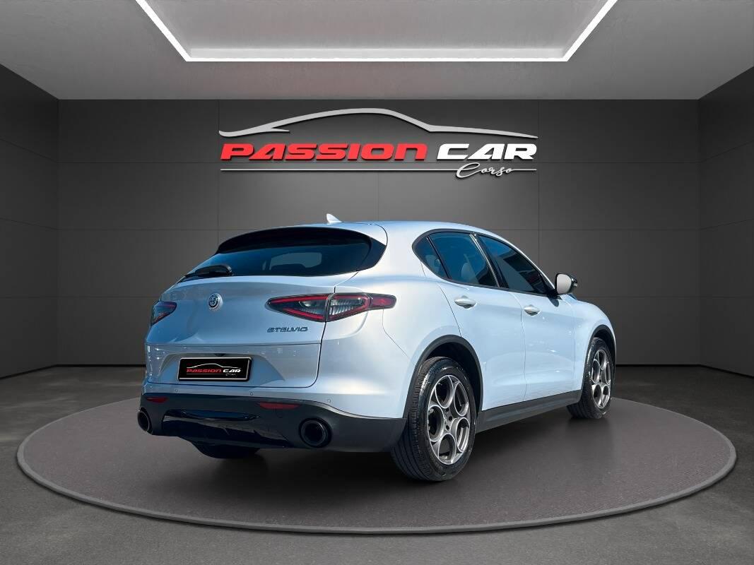 Alfa Romeo Stelvio 2.2 t Sprint rwd 160cv auto
