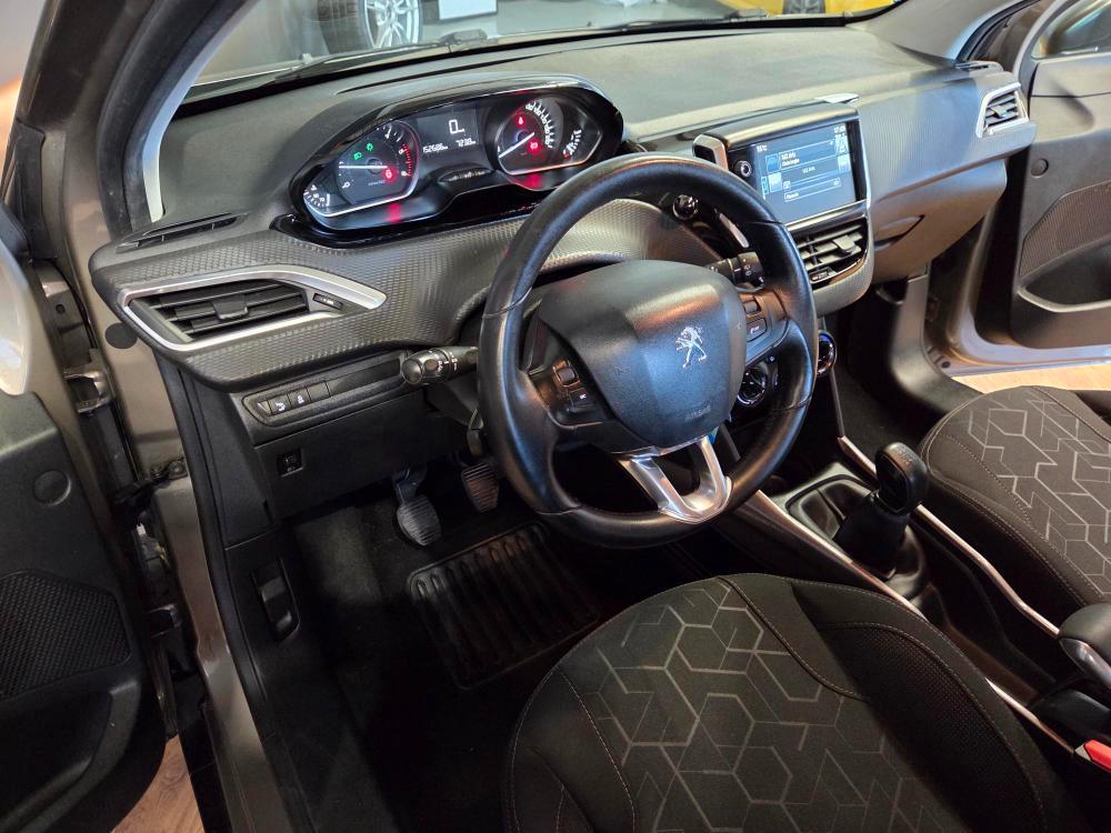 Peugeot 2008 1.6 bluehdi Active 75cv