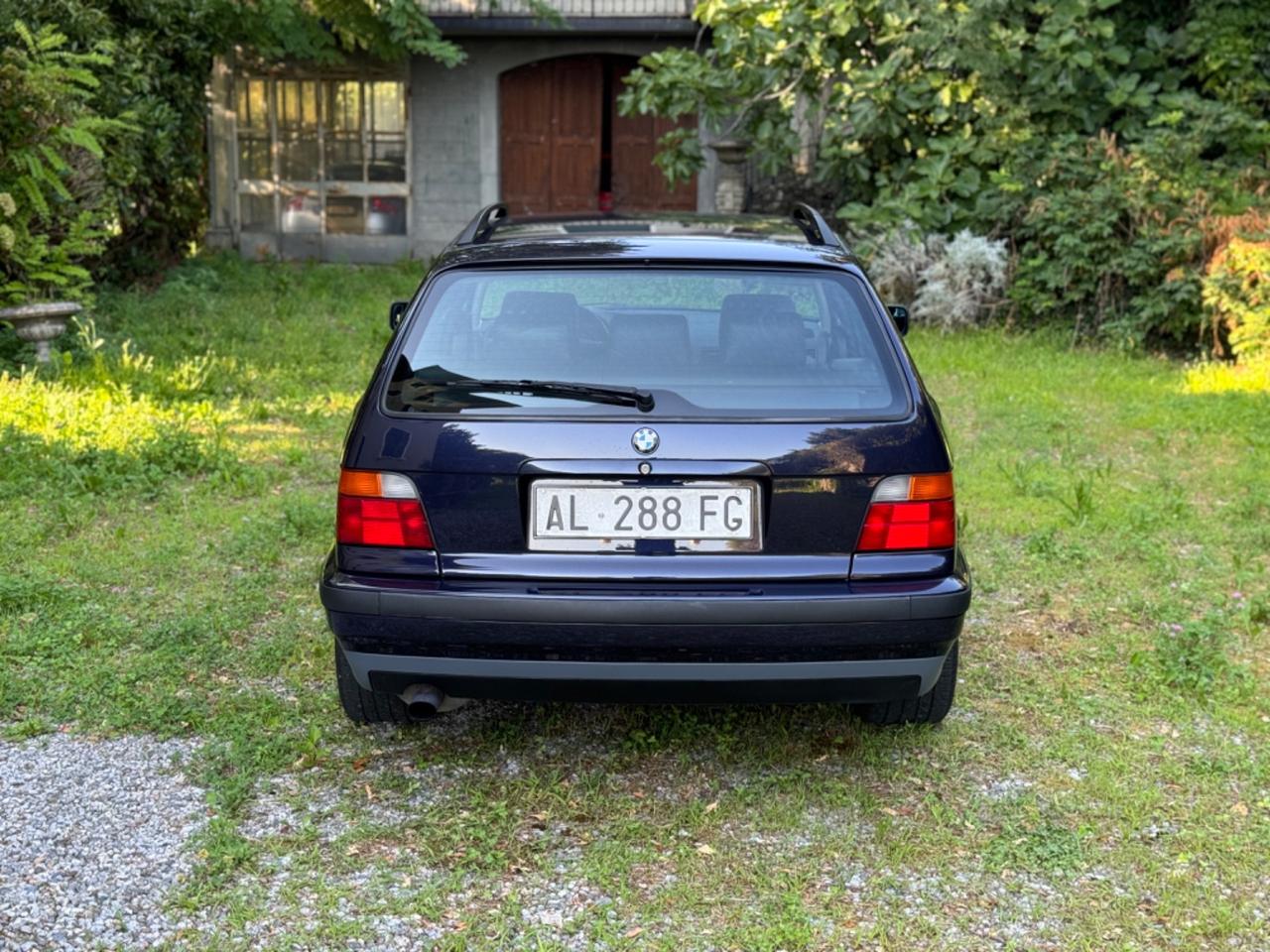 BMW E36 320i – Viola Madeira – Interni in Pelle Viola – ASI