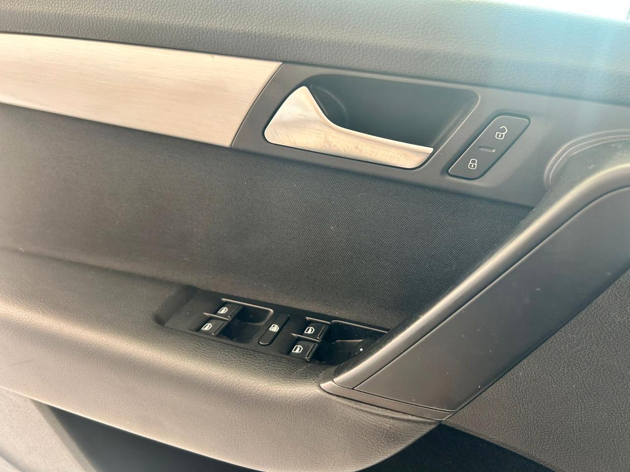 VW Passat Alltrack 2.0 TDI DSG 4motion 2012