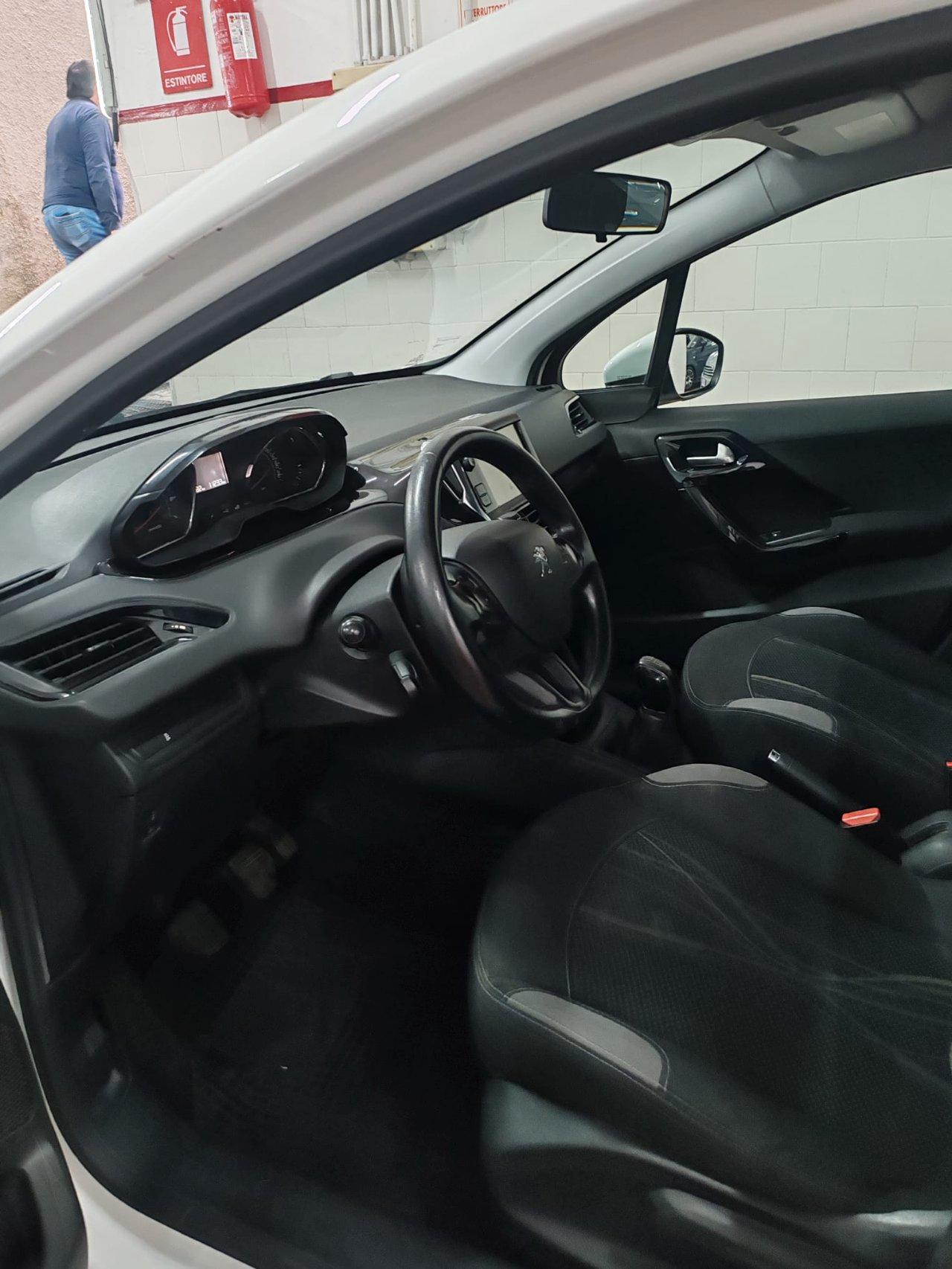 Peugeot 208 5 Porte 208 1.0 5 PORTE
