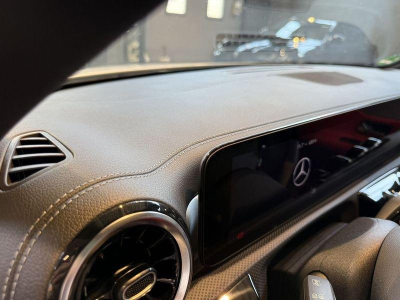 Mercedes-Benz Classe A A 220 d Automatic 4Matic Premium