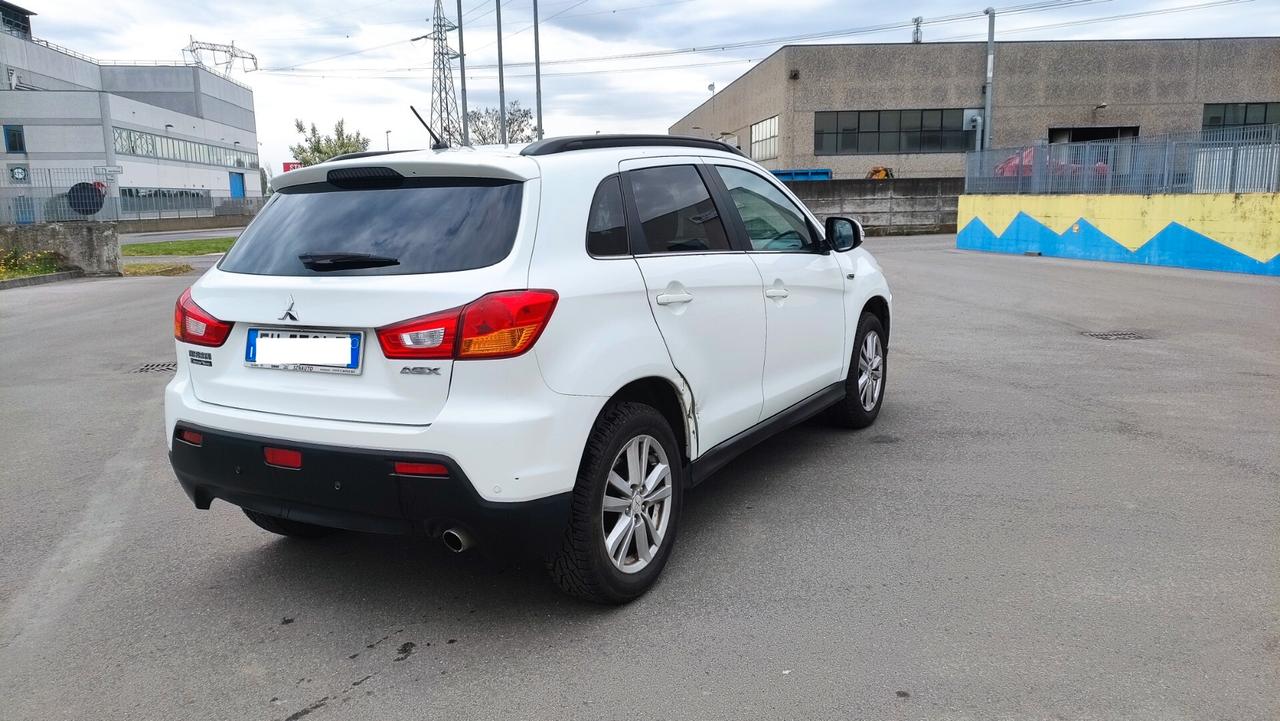 Mitsubishi ASX 1.8 DI-D 150 CV 2WD TETTO - 2011