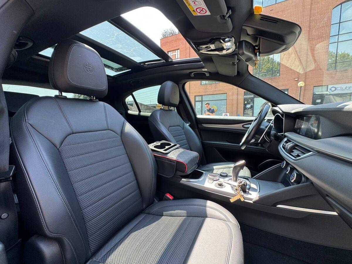 Alfa Romeo Stelvio 2.2 t Business rwd 160cv auto