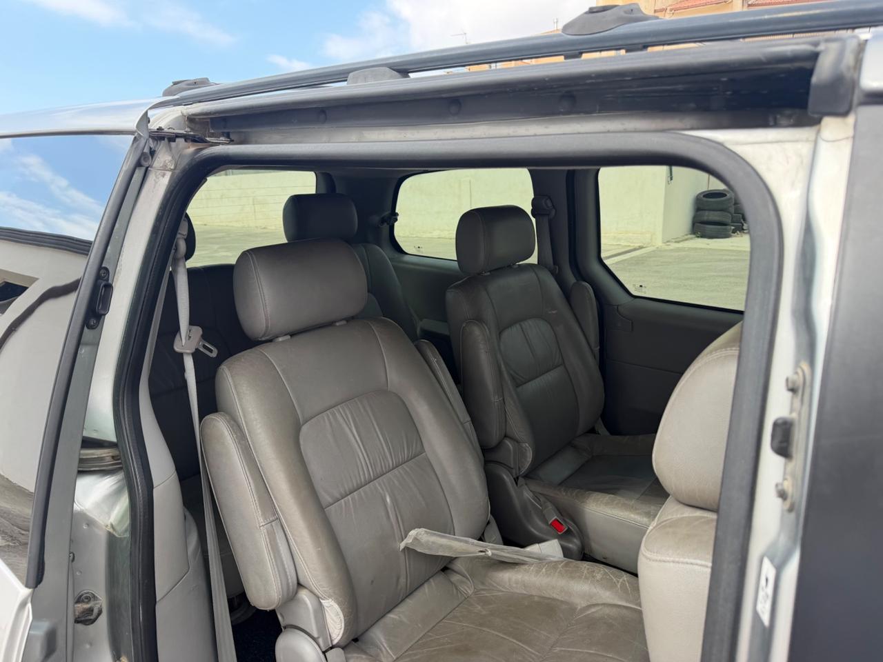 Kia Carnival 2.9 16V CRDi cat Family
