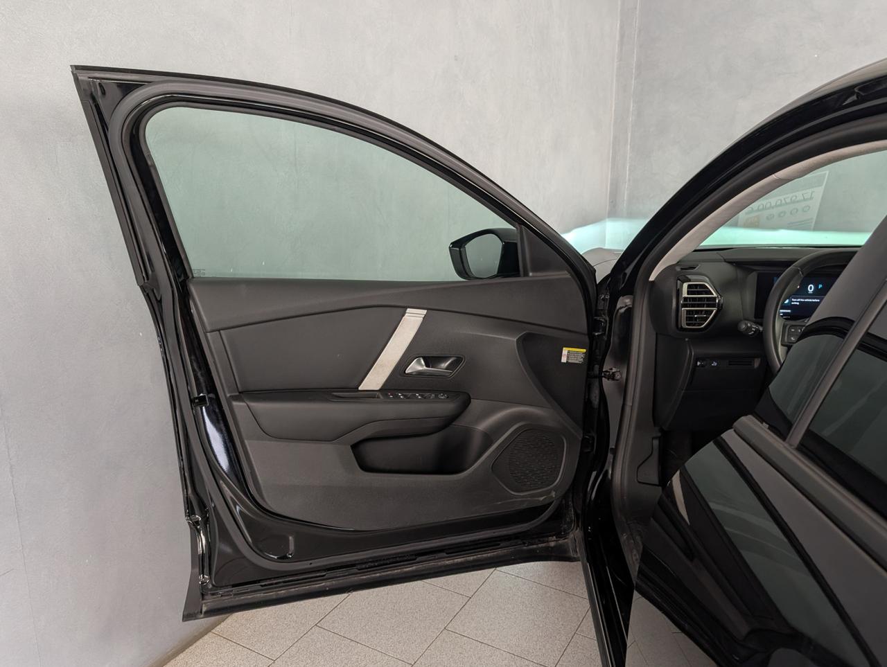 Citroen c4 x 1.2 puretech 130cv EAT8 Max
