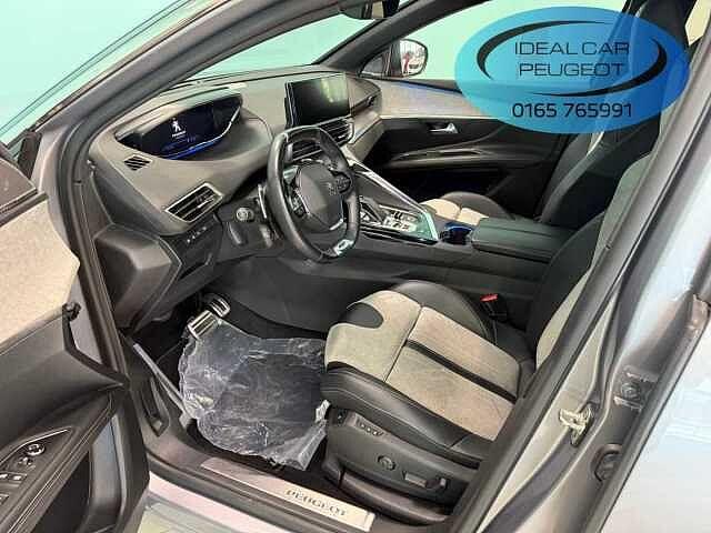 Peugeot 3008 Hybrid4 300 e-EAT8 GT Pack