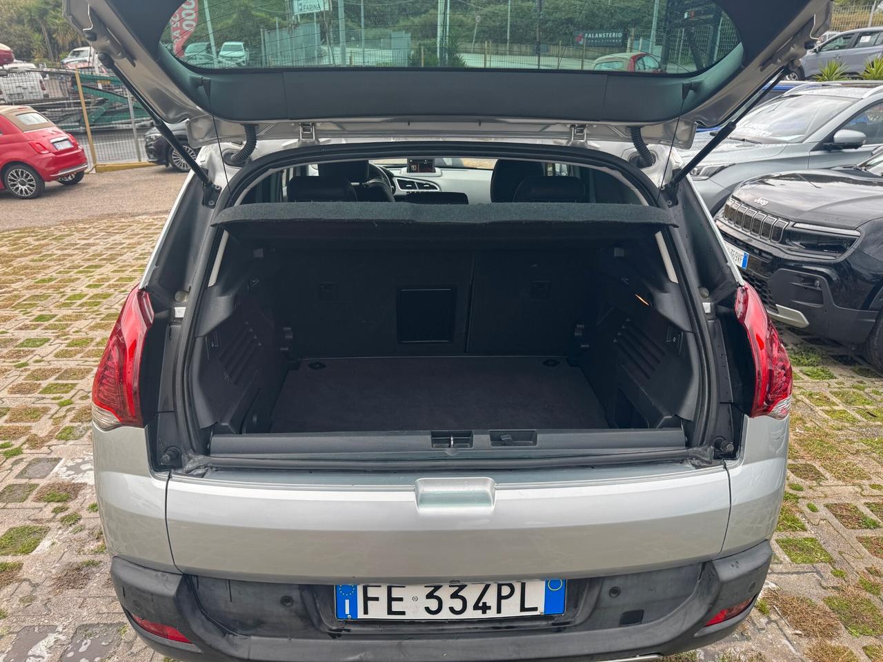 Peugeot 3008 1.6cc BlueHDi 120cv S&S Allure