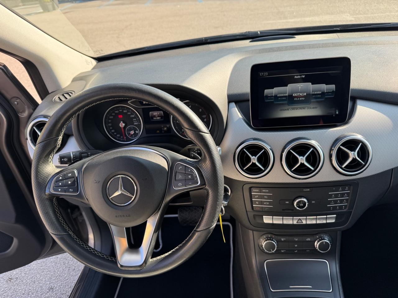 Mercedes-benz B 200 d Automatic Sport
