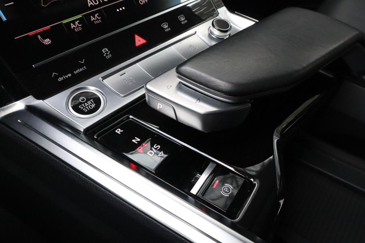 E Tron 55 408CV QUATTRO MATRIX 21"