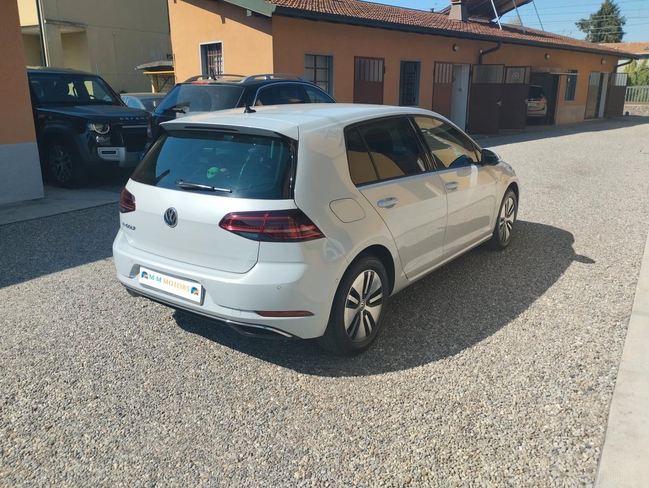 Volkswagen Golf e-Golf 136 CV