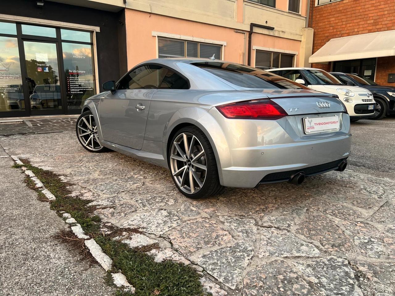 Audi TT Coupé 2.0 TFSI S tronic Sline AKRAPOVIC
