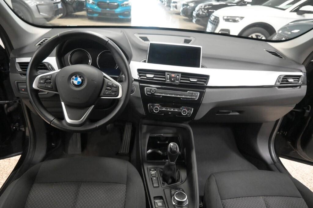 BMW X1 16D 115CV 6M. S-DRIVE BUSINESS ADVANTAGE ( FARI LED - CRUISE - NAVI - PARK ASSISTANT - TELECAMERA POST. )
