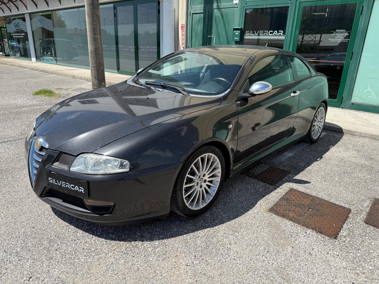 Alfa Romeo GT 1.9 MJT Luxury
