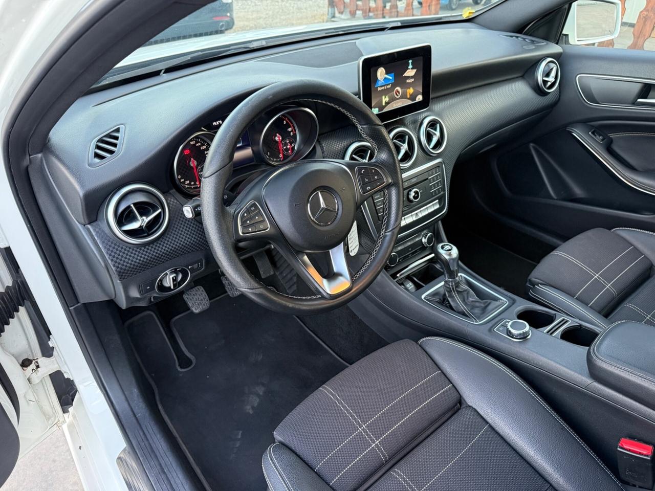 Mercedes-benz A 180 d Sport 2016
