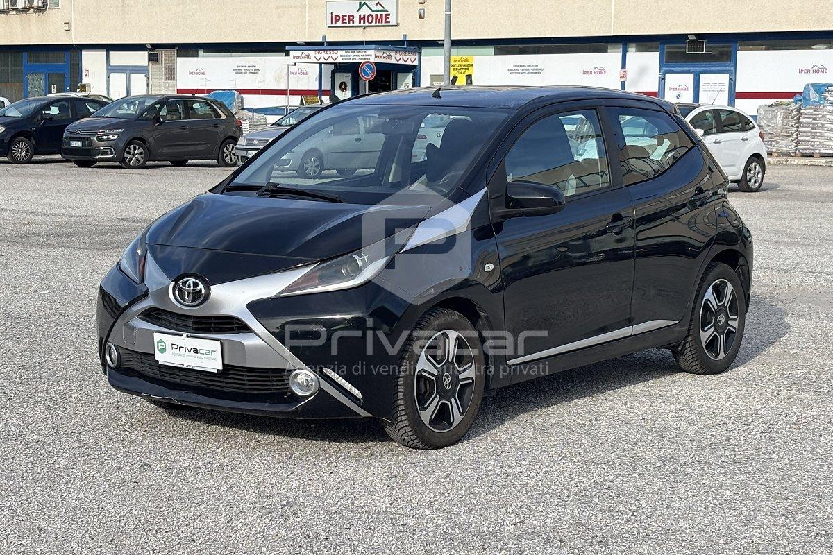 TOYOTA Aygo 1.0 VVT-i 69 CV 5 porte x-cool MMT