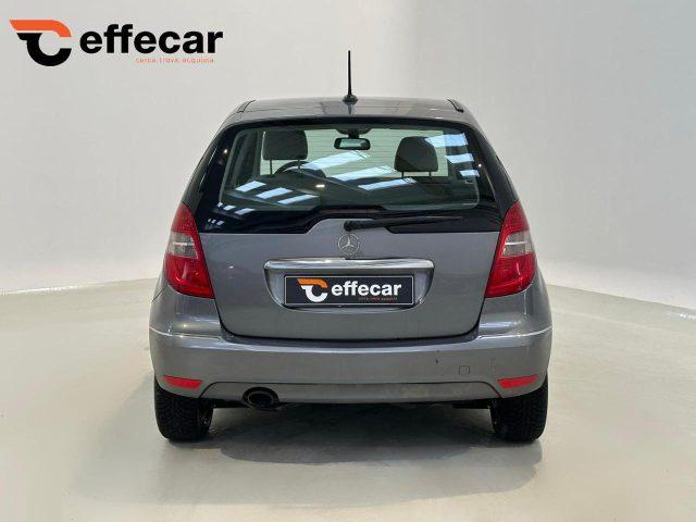 MERCEDES-BENZ A 180 AUT. Elegance OK NEOP