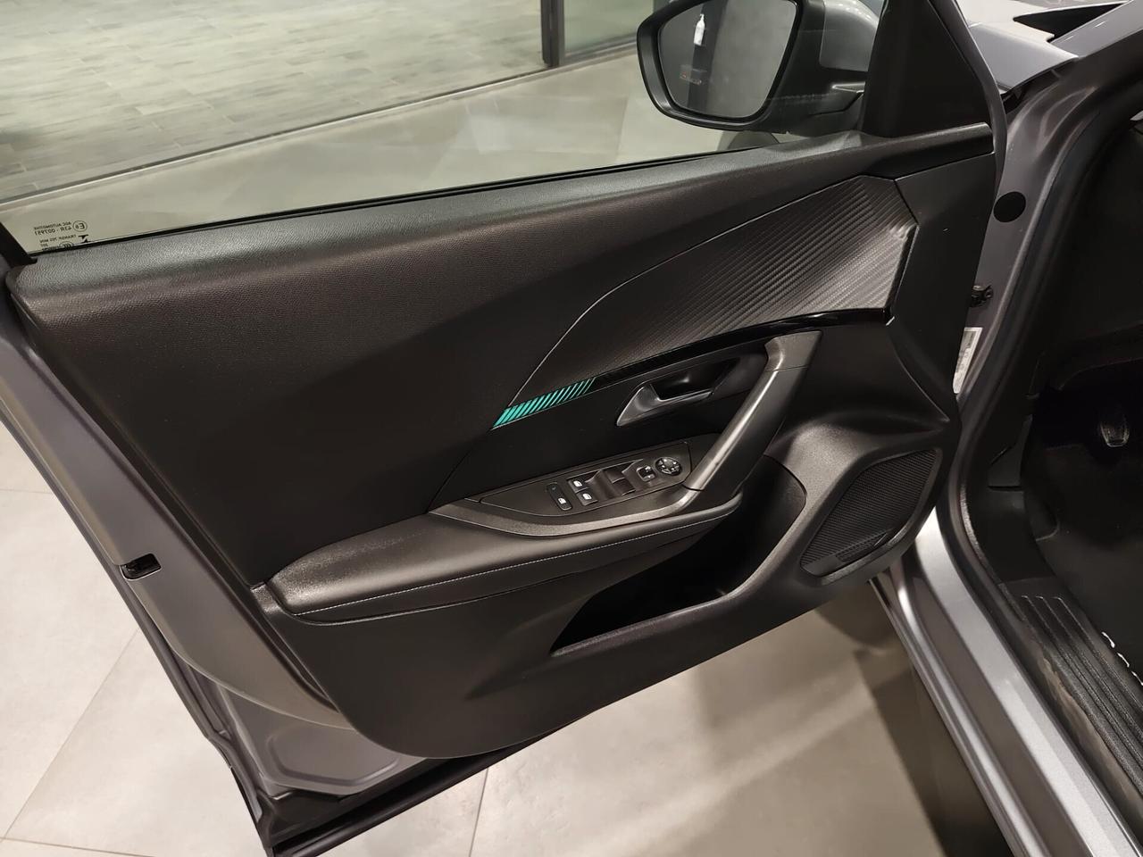 Peugeot 2008 BlueHDi Allure Pack