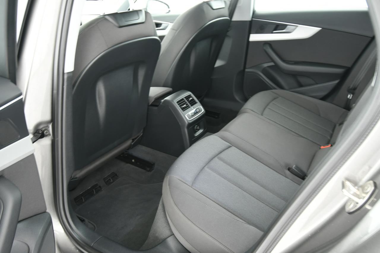 AUDI A4 Avant 40 2.0 tdi mhev Business Advanced quattro 204cv ACC+FULL LED