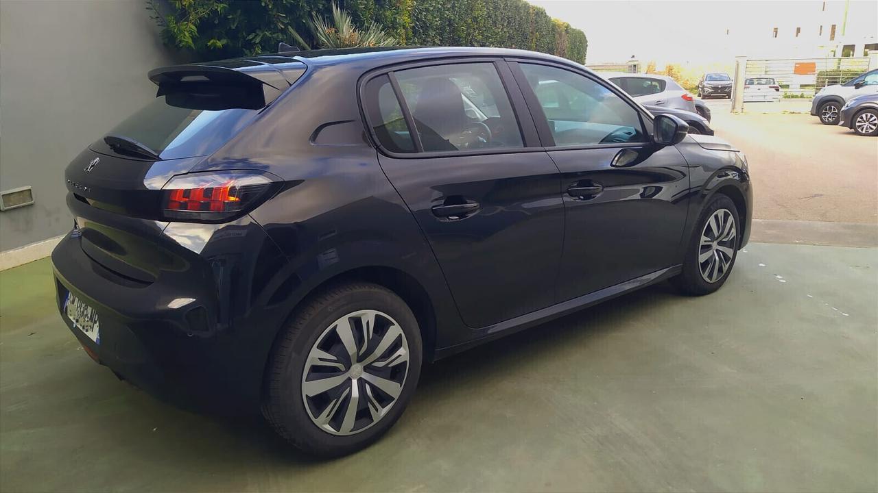 Peugeot 208 PureTech 75cv anche GPL ufficiale
