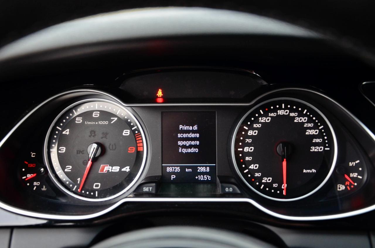 AUDI RS4 AVANT 4.2 V8 QUATTRO 450cv S-TRONIC, CRONOLOGIA SERVICE COMPLETA, CARBOCERAMICA, SEDILI GUSCIO, DIFFERENZIALE SPORTIVO, DRC, SCARICO SPORTIVO, BANG & OLUFSEN, 20", PERMUTE