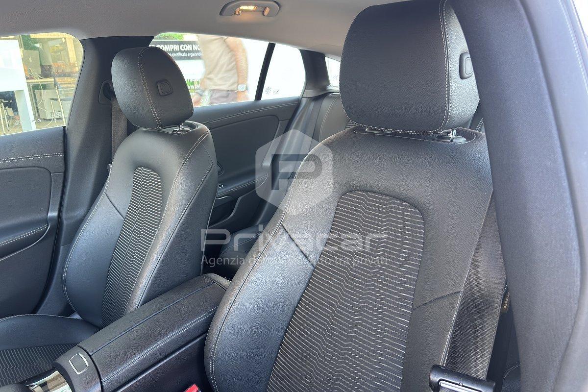 MERCEDES CLA 180 d Automatic Shooting Brake Business