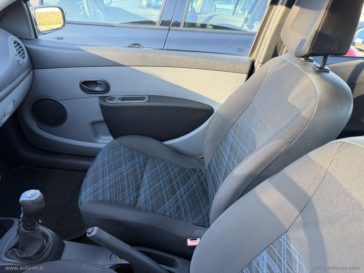 RENAULT Clio 1.2 3p. Luxe