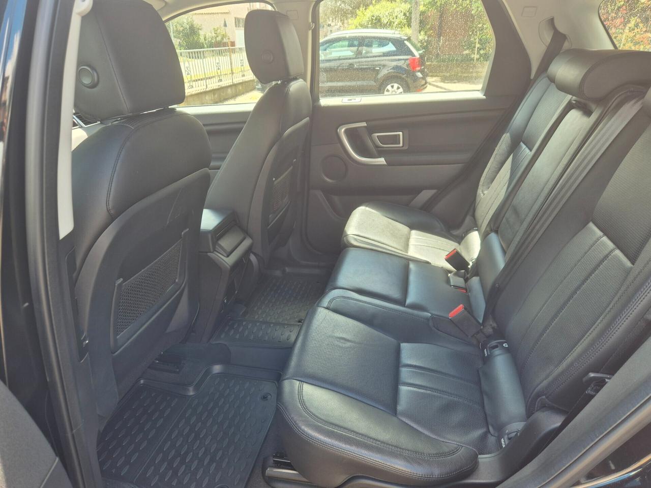 Land Rover Discovery Sport 2.0 150 CV CON CATENA DA FARE