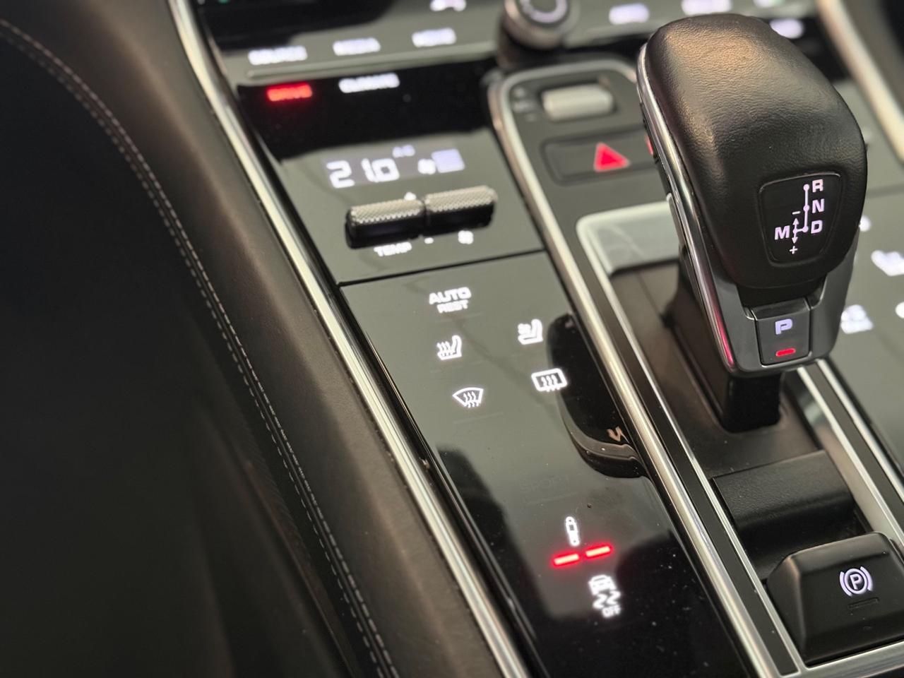 Porsche Panamera 4.0 Turbo