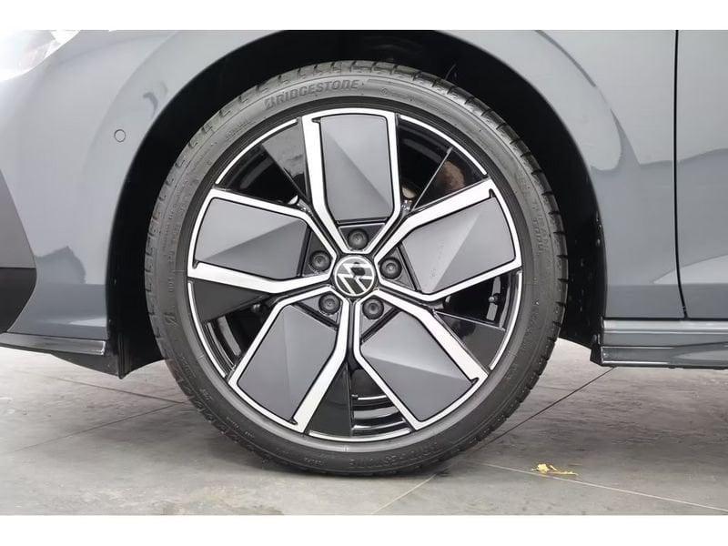 Volkswagen Golf Golf Variant 2.0 TDI 150 CV DSG SCR R-Line BLACK STYLE LED CAMERA HEAD-UP
