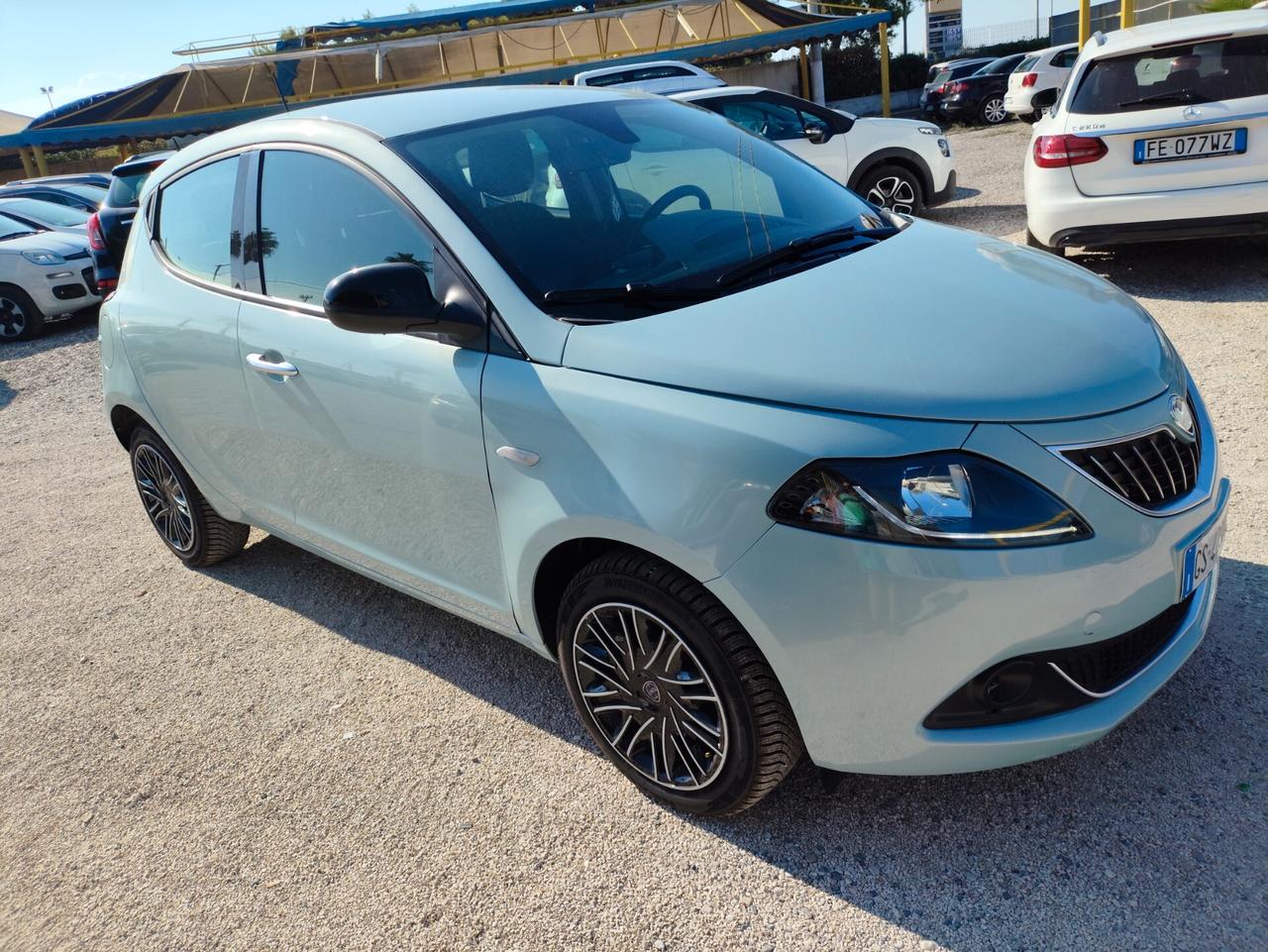 Lancia Ypsilon 1.2 69 CV 5 porte GPL Gold