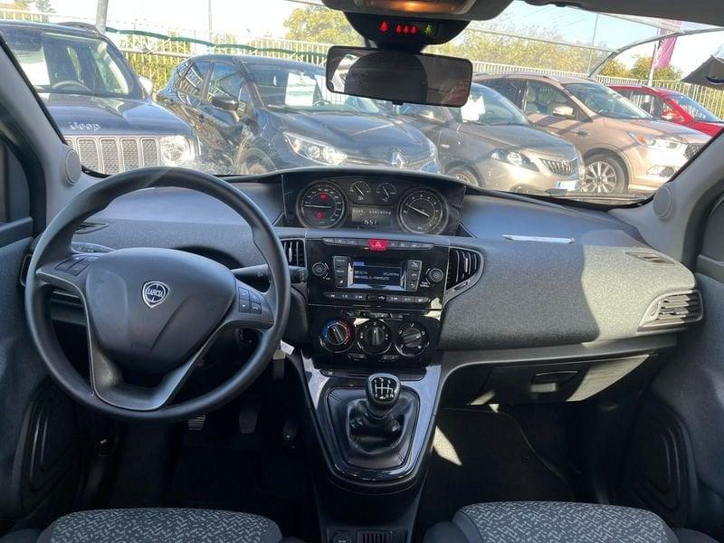 Lancia Ypsilon Ypsilon 1.0 FireFly 5 porte S&S Hybrid Silver Plus