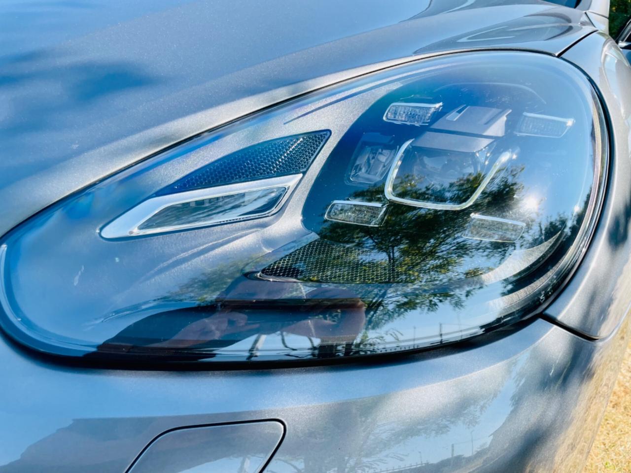 Porsche Cayenne 3.0 S E-Hybrid Platinum Edition