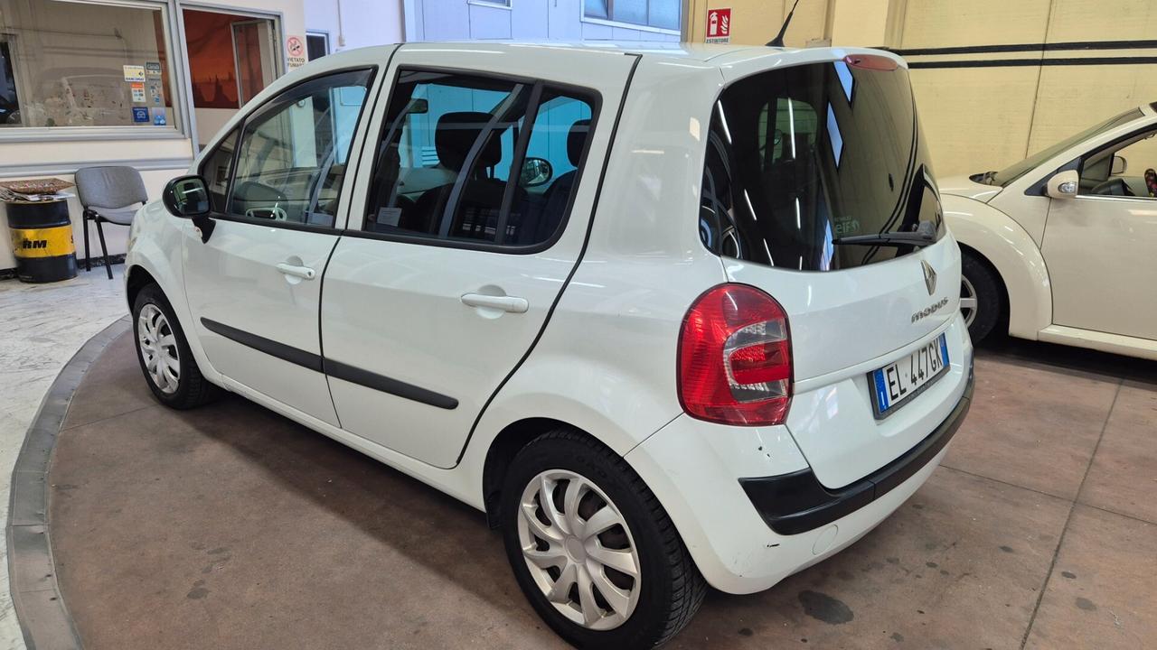 Renault Modus 1.5 dCi 75CV Wave