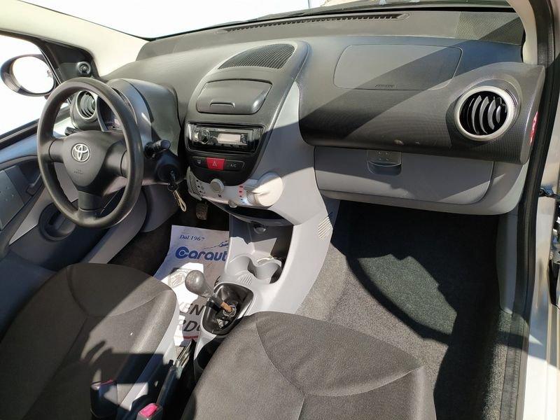 Toyota Aygo Aygo 5p 1.0 Now Connect