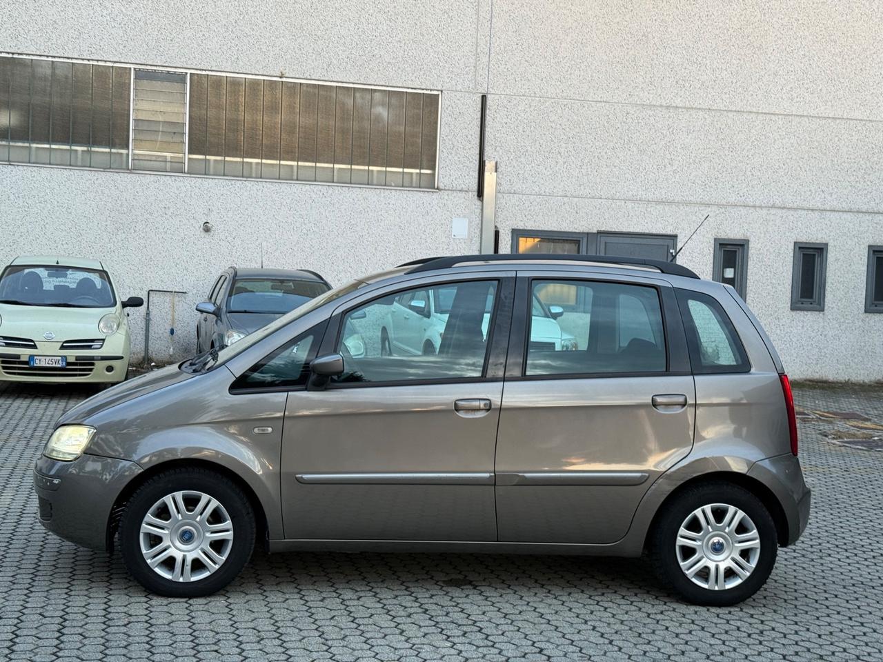 Fiat Idea 1.4 16V Emotion