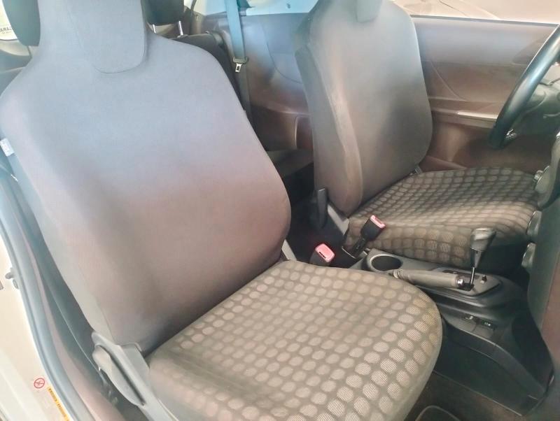 Toyota iQ 1.0 cvt (multidrive) km 120000!