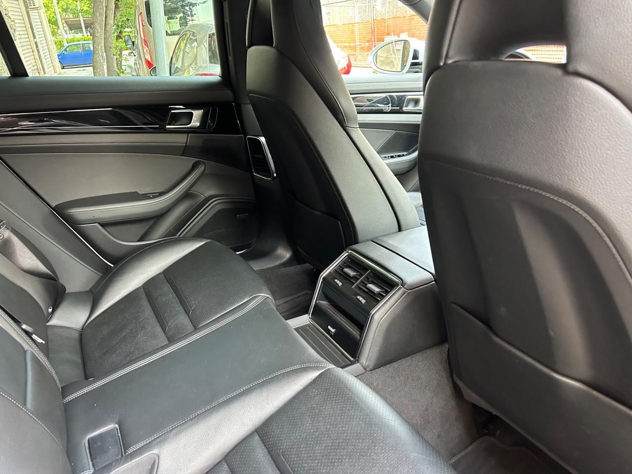 Porsche Panamera 2.9 4 E-Hybrid 10 years Edition