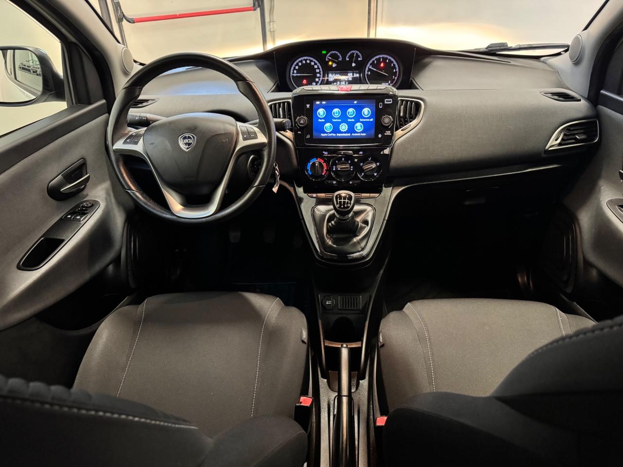 Lancia Ypsilon 1.0 FireFly 5 porte S&S Hybrid Ecochic Gold