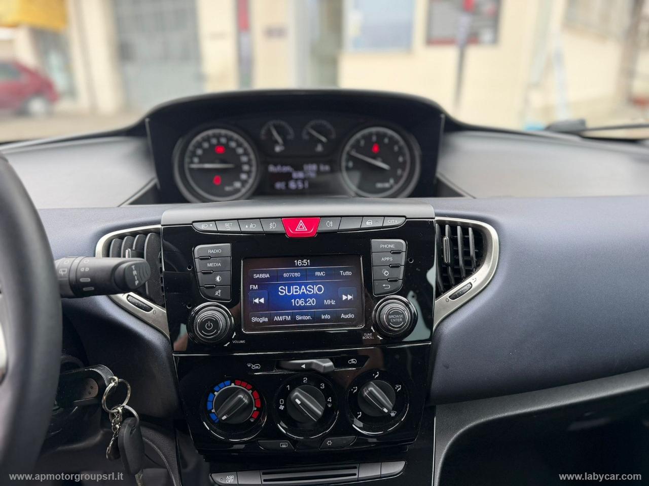 LANCIA Ypsilon 1.2 69 CV 5p. Mya