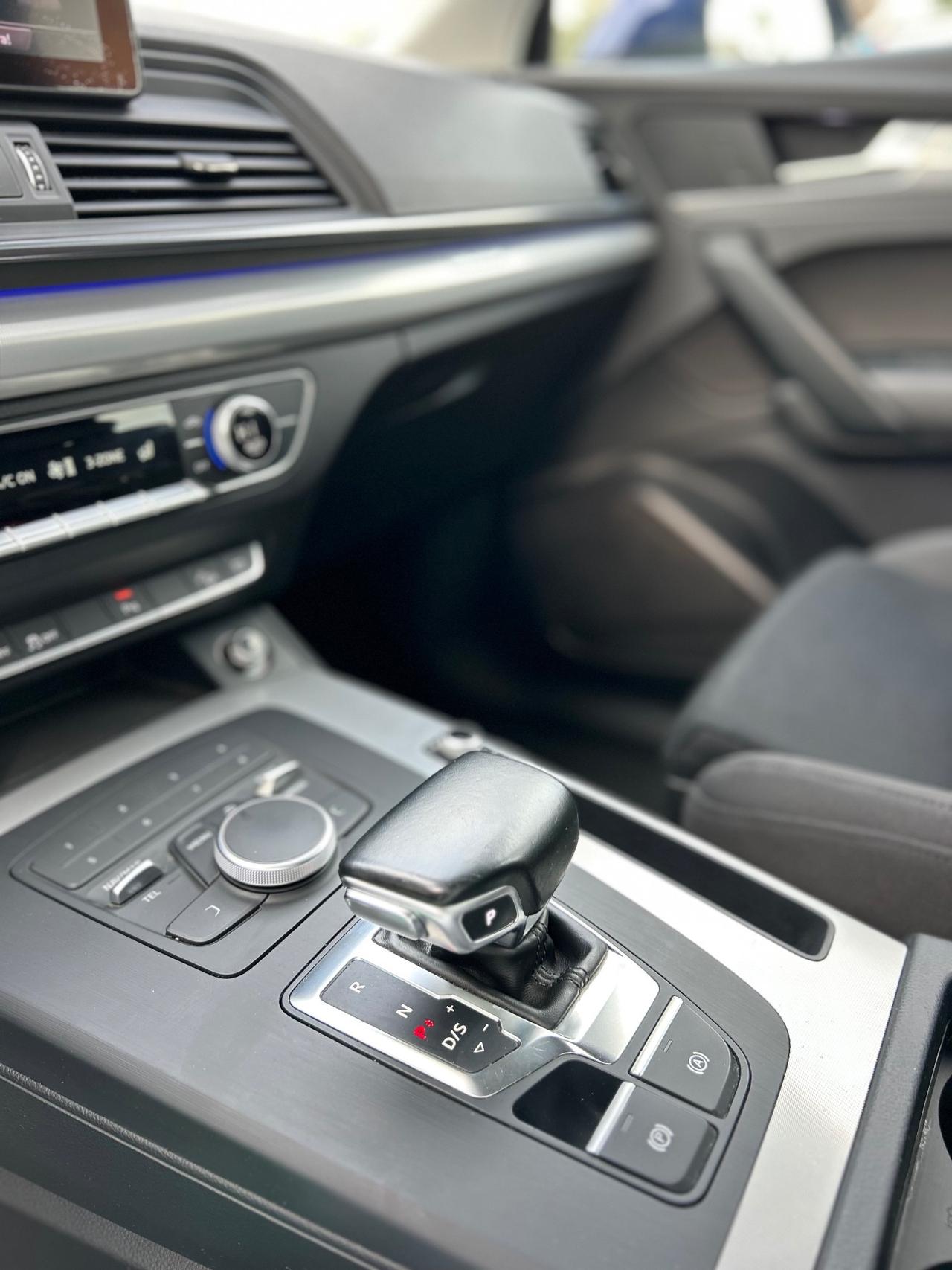 Audi Q5 2.0 TDI 190 CV quattro S tronic Sport