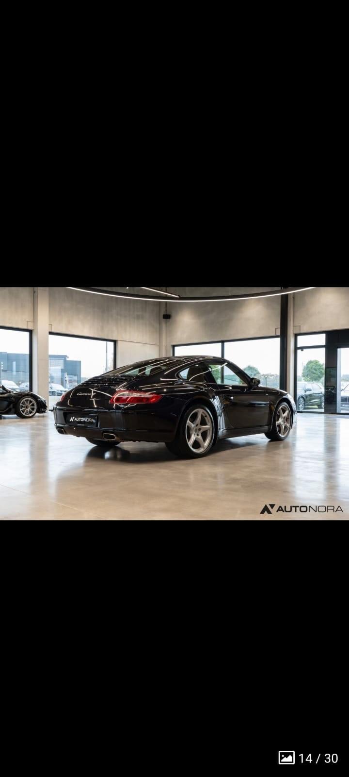 Porsche 911 Carrera 4 Coupé