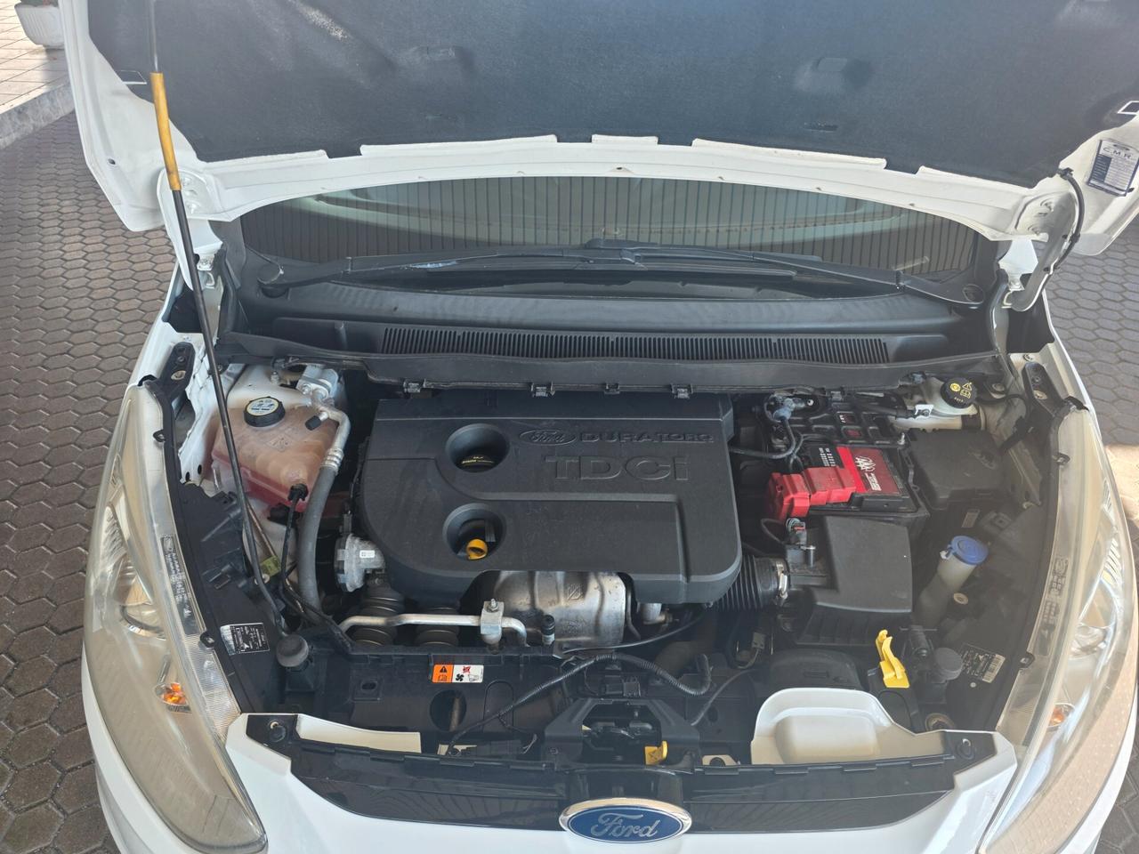 Ford B-Max Neo patentati Titanium