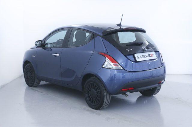 LANCIA Ypsilon 1.0 FireFly 5 porte S&S Hybrid Silver NEOPATENTATI