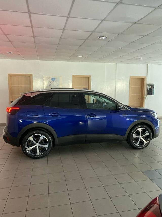 PEUGEOT 3008 BlueHDi 130 S&S Business